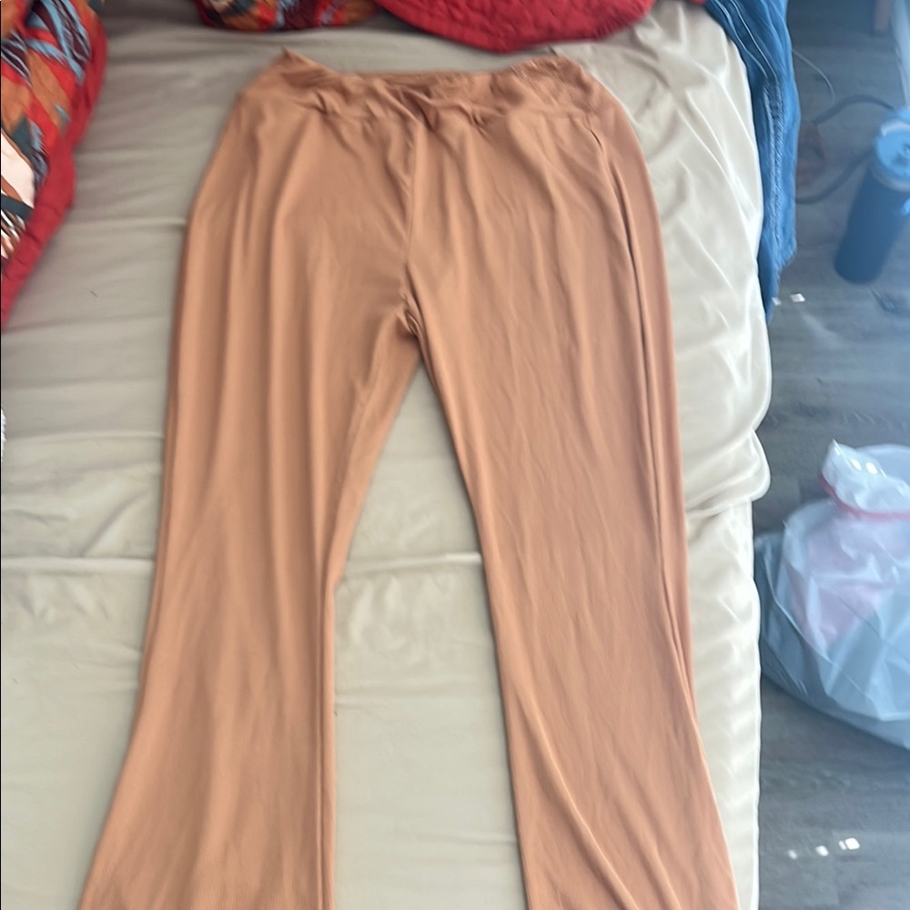 Women's Tan Pants